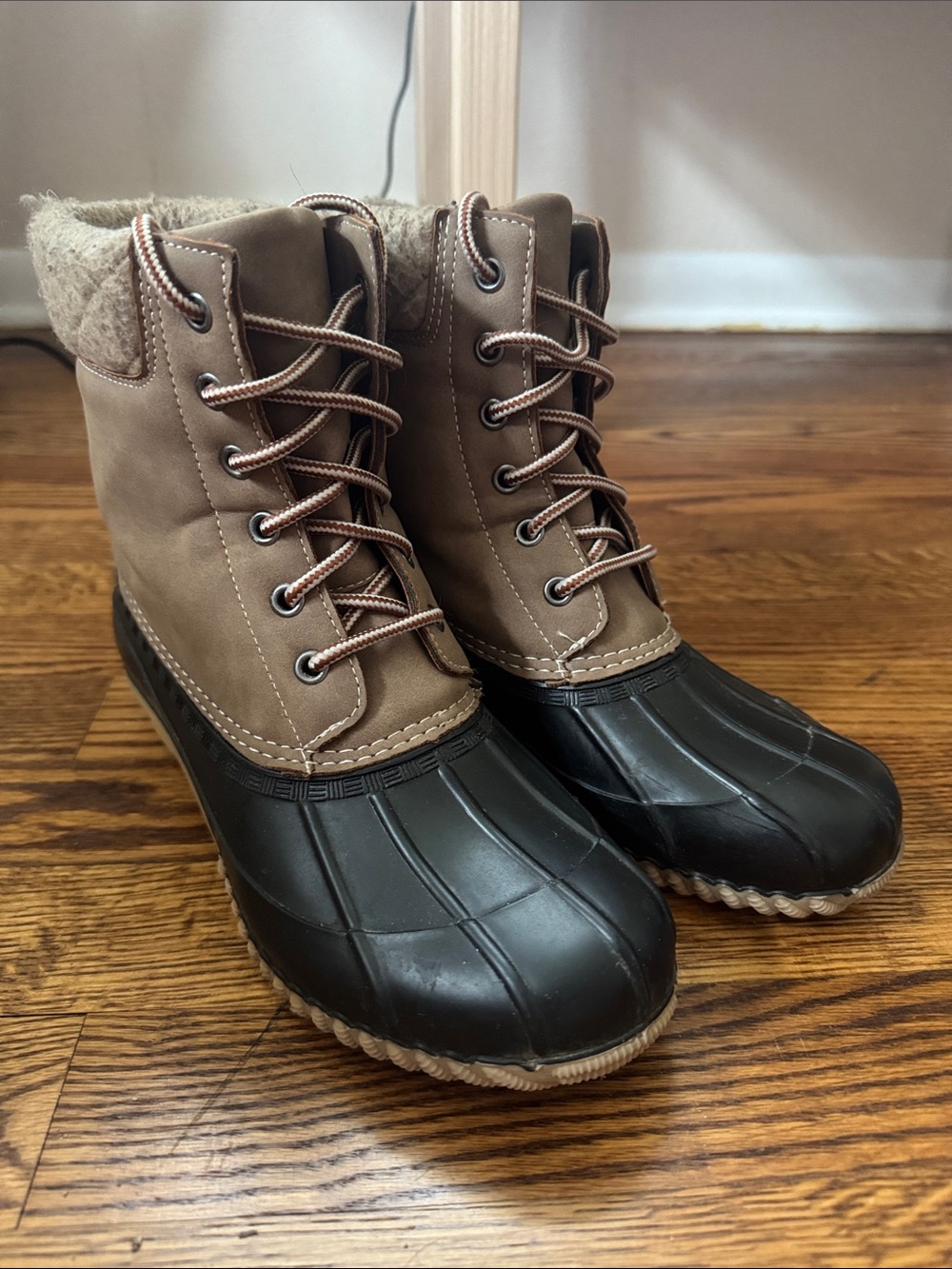 Steve Madden Brown Upper with Black Rubber Duck Boots